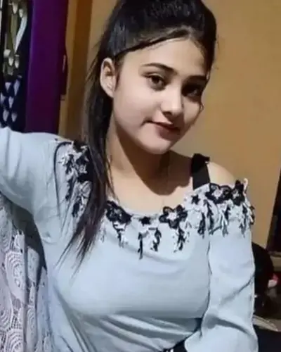 Faltu Escort